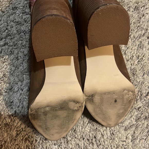 Aqua brown suede booties (size 6.5) - Picture 5 of 8